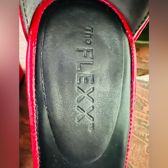 EUC THE FLEXX Red Sandal Size 8B - Picture 6 of 8